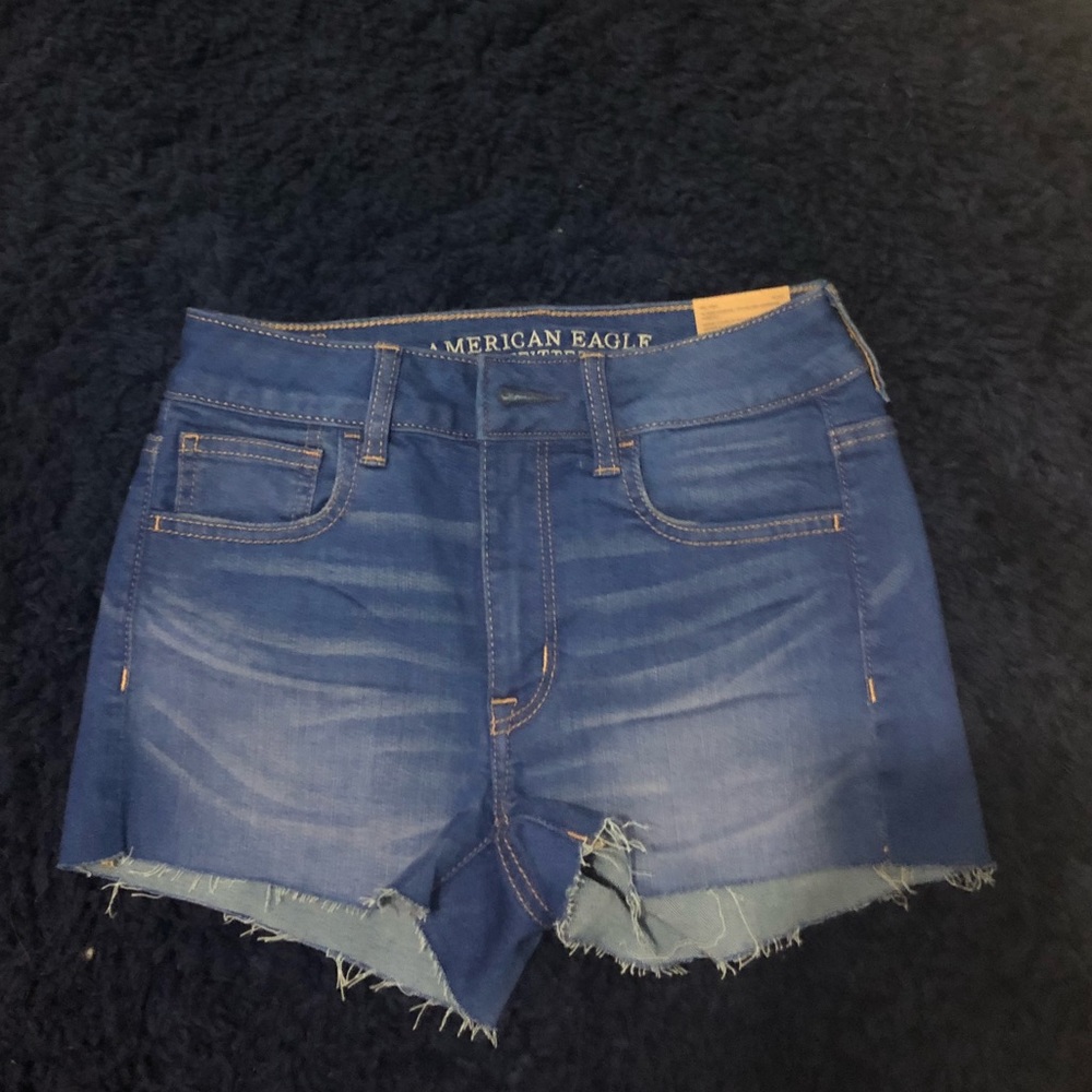 American Eagle shorts - Picture 2 of 2